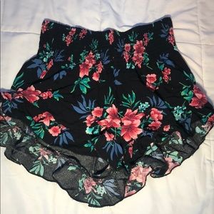 Flowey shorts